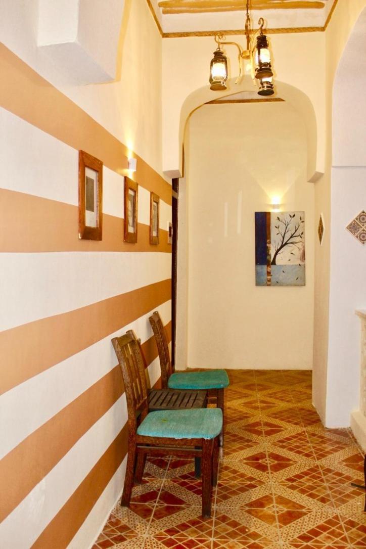 The Island Stone Town Hotel Zanzibar ภายนอก รูปภาพ