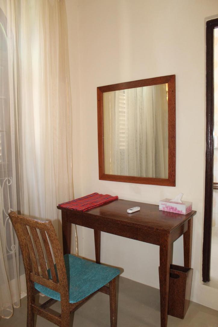The Island Stone Town Hotel Zanzibar ภายนอก รูปภาพ